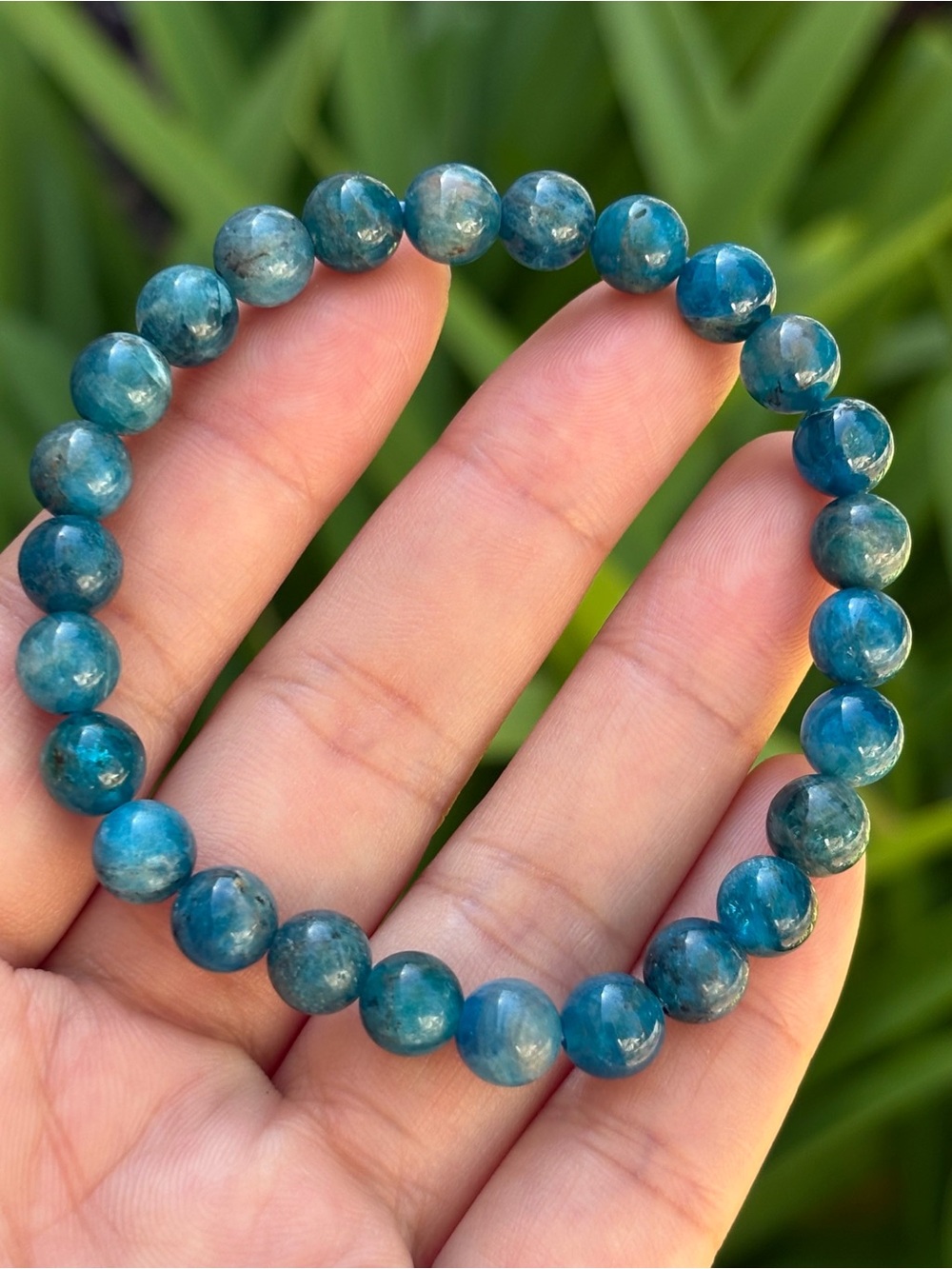 7.5mm Dainty Stretchable Blue Apatite Bracelet 2616 - Picture 7 of 7
